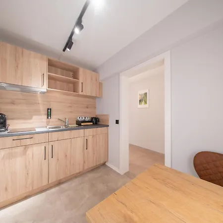 ホテル Adler - Paulas Alb 4*