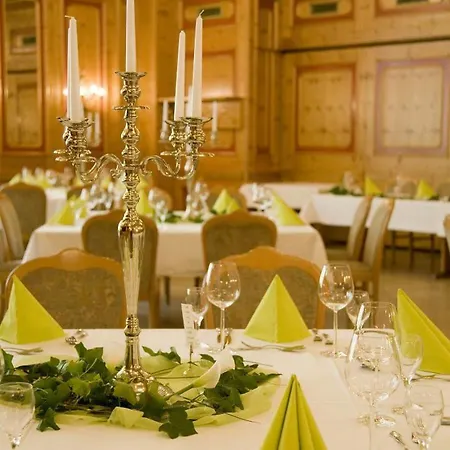 ホテル Adler - Paulas Alb エーインゲン