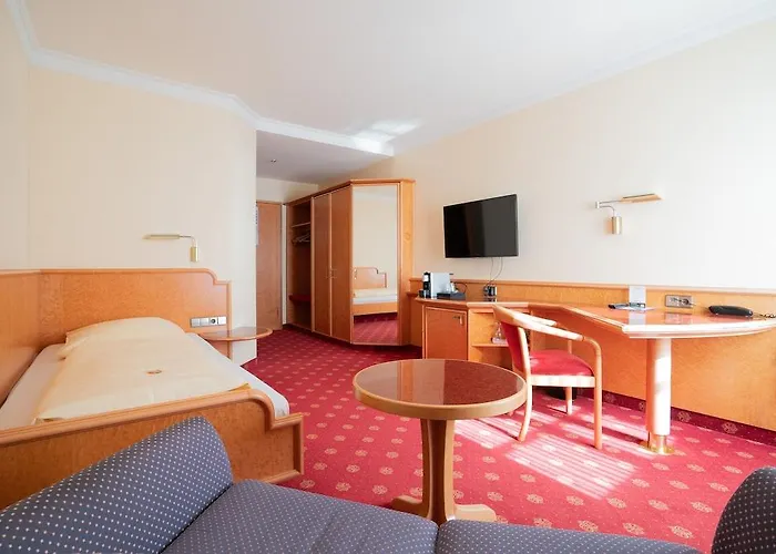 Adler - Paulas Alb 4*